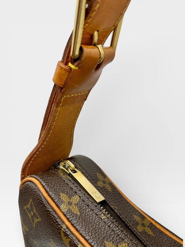 Louis Vuitton Monogram Croissant MM